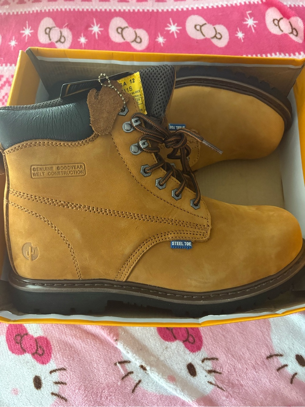 Caterpillar Style Men's Wheat Steel Toe Work Boots size 12 for Men